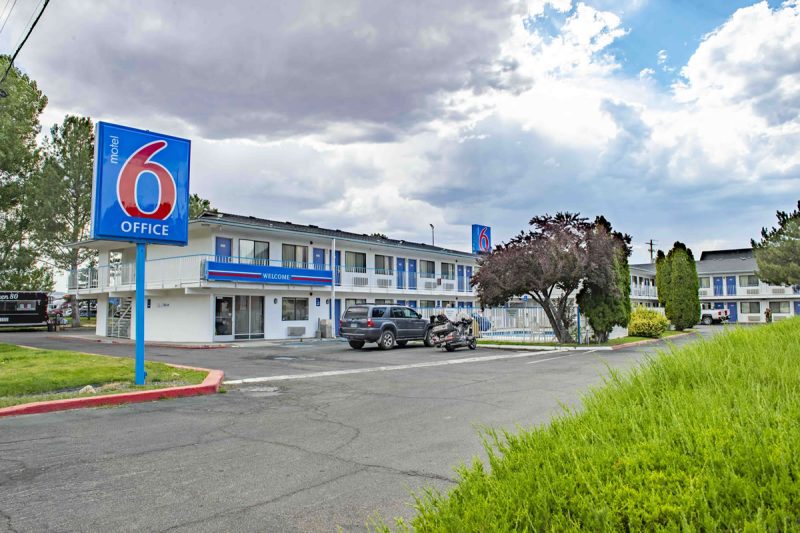 Motel 6