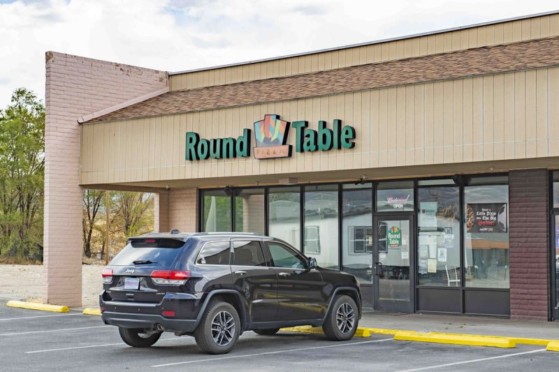 Round Table